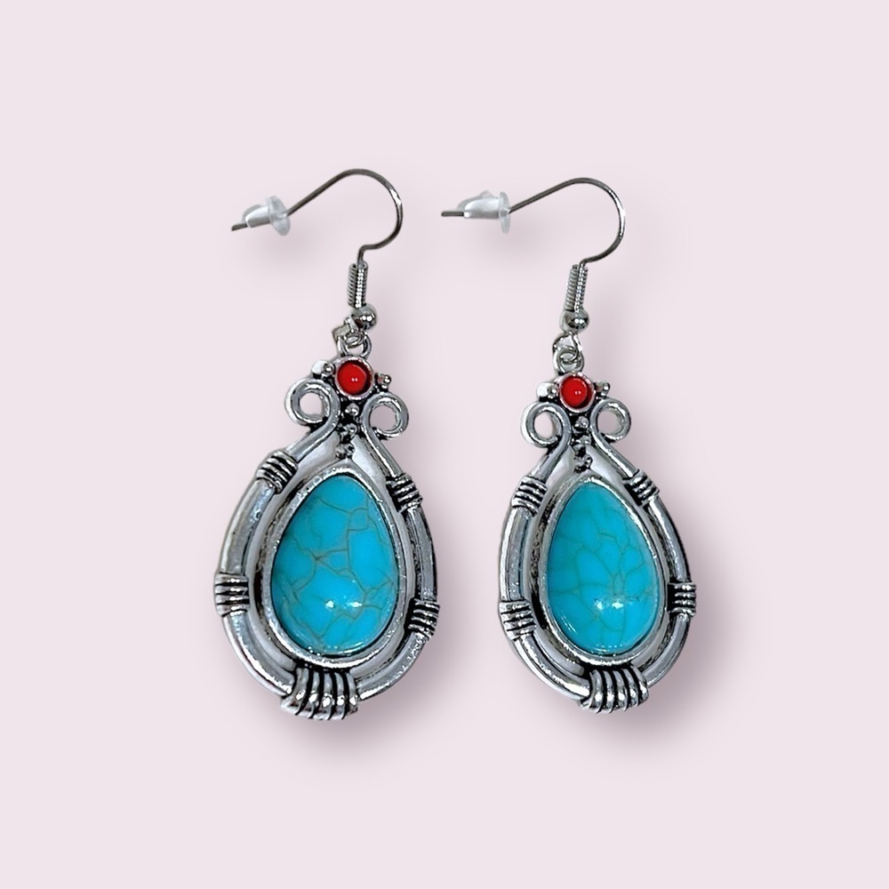 Faux turquoise & silver tone boho dangly earrings, teardrop shape, 1.5” NEW